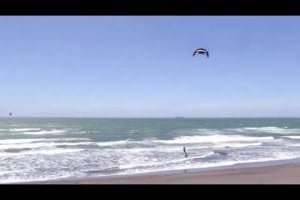 Kitesurfing