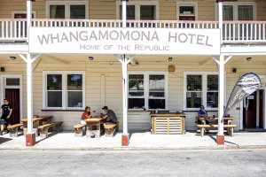 Whangamomona