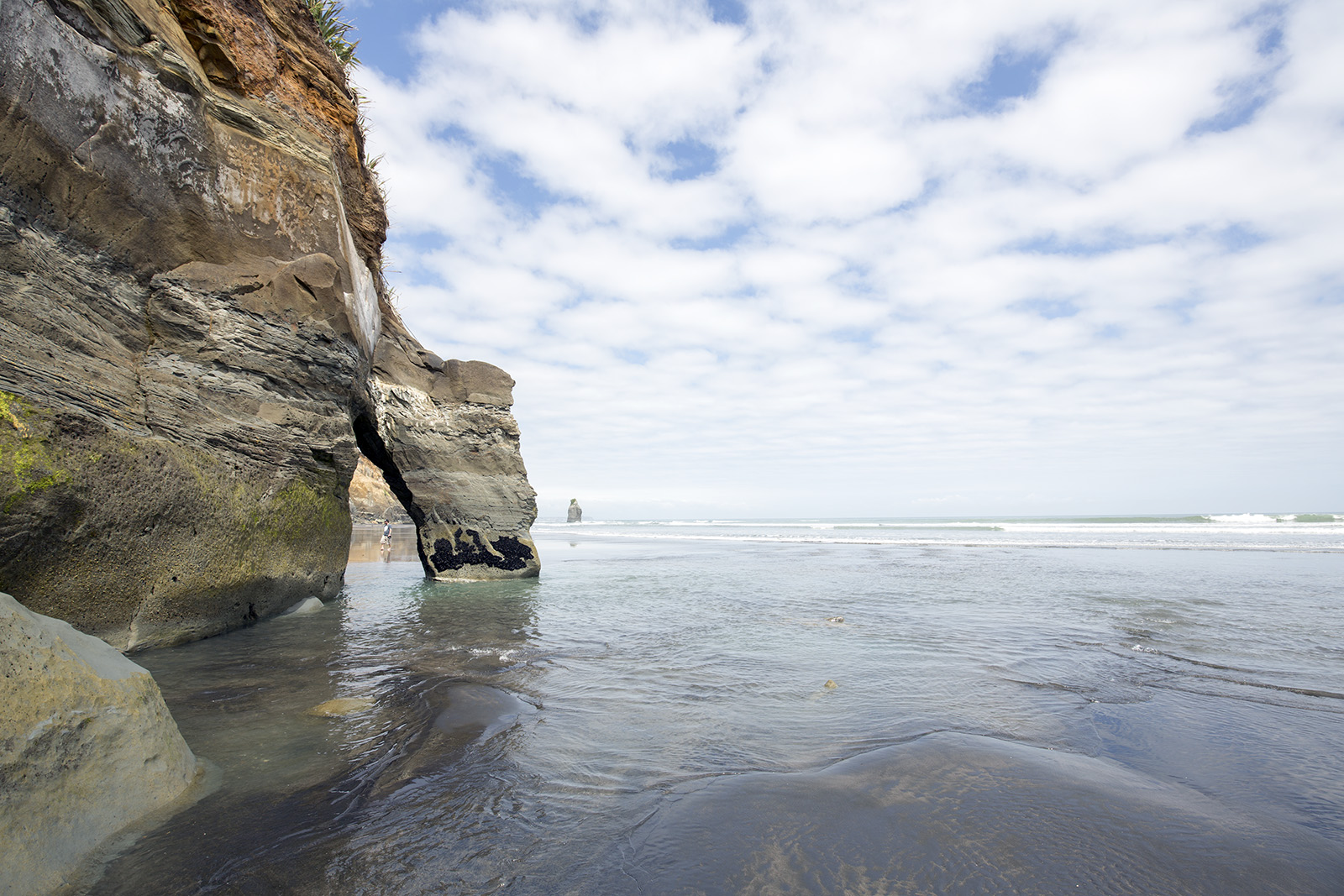 Three Sisters and the Elephant Rock - Tongaporutu